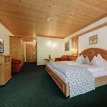 Hirschen 4*