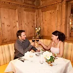 Hotel Hirschen 4*