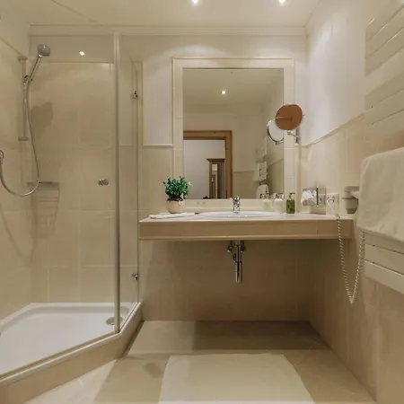 Hirschen سيلبيرتال