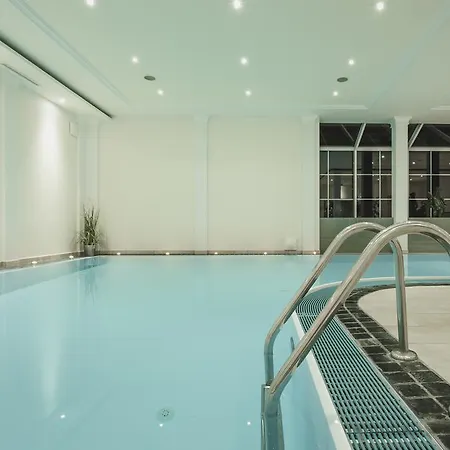 Hirschen فندق سيلبيرتال