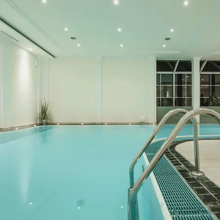 Hotel Hirschen 4*