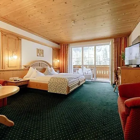 Hirschen Montafon Hotel
