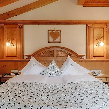 Hirschen Montafon Hotel