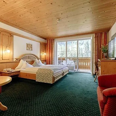 Hirschen Montafon Hotel